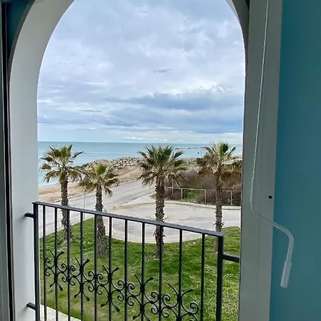 La Finestra Sul Mare *